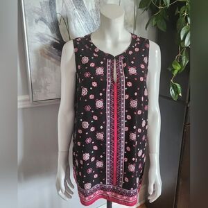 Max cocos sleeveless black blouse with all-over patterns, size L